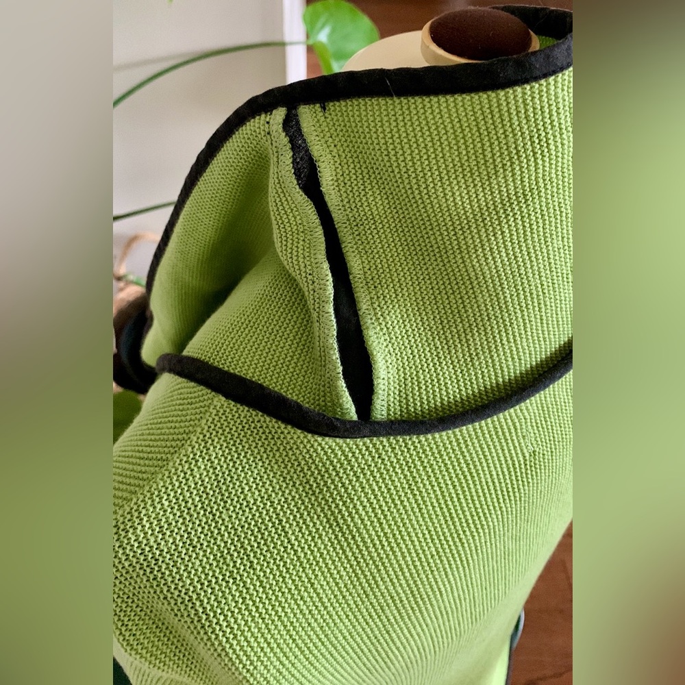 Krisztina Nagy Cdn Designer Sz M Knit Green Black Piping Vent Cuffs Wood Toggle - Picture 12 of 16